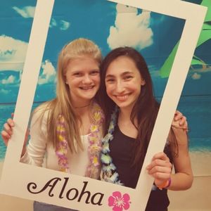 Meet your Posher, Macie